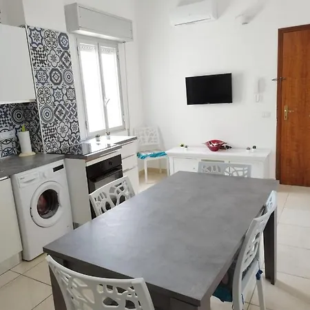 Apartment Luan's House *